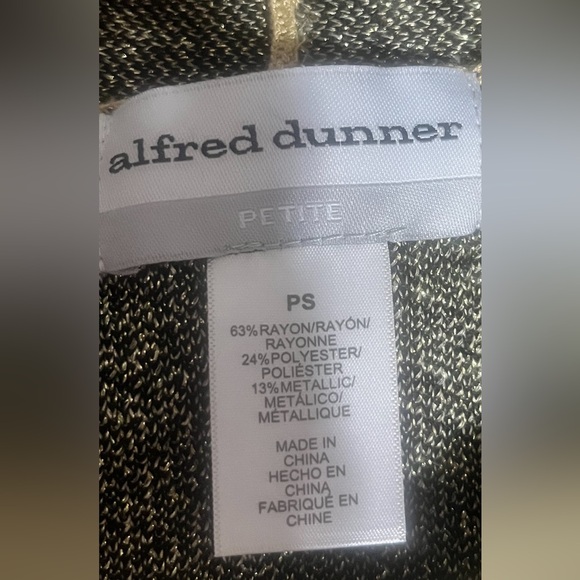 Alfred Dunner Gold/Black Sweater Set in One Piece and Lots of Sparkels!! - Picture 10 of 11